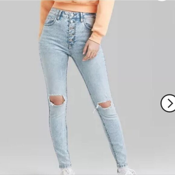 NWT Wild Fable Women's Super-High Rise Distressed Skinny Jeans Size 6 - Picture 2 of 13
